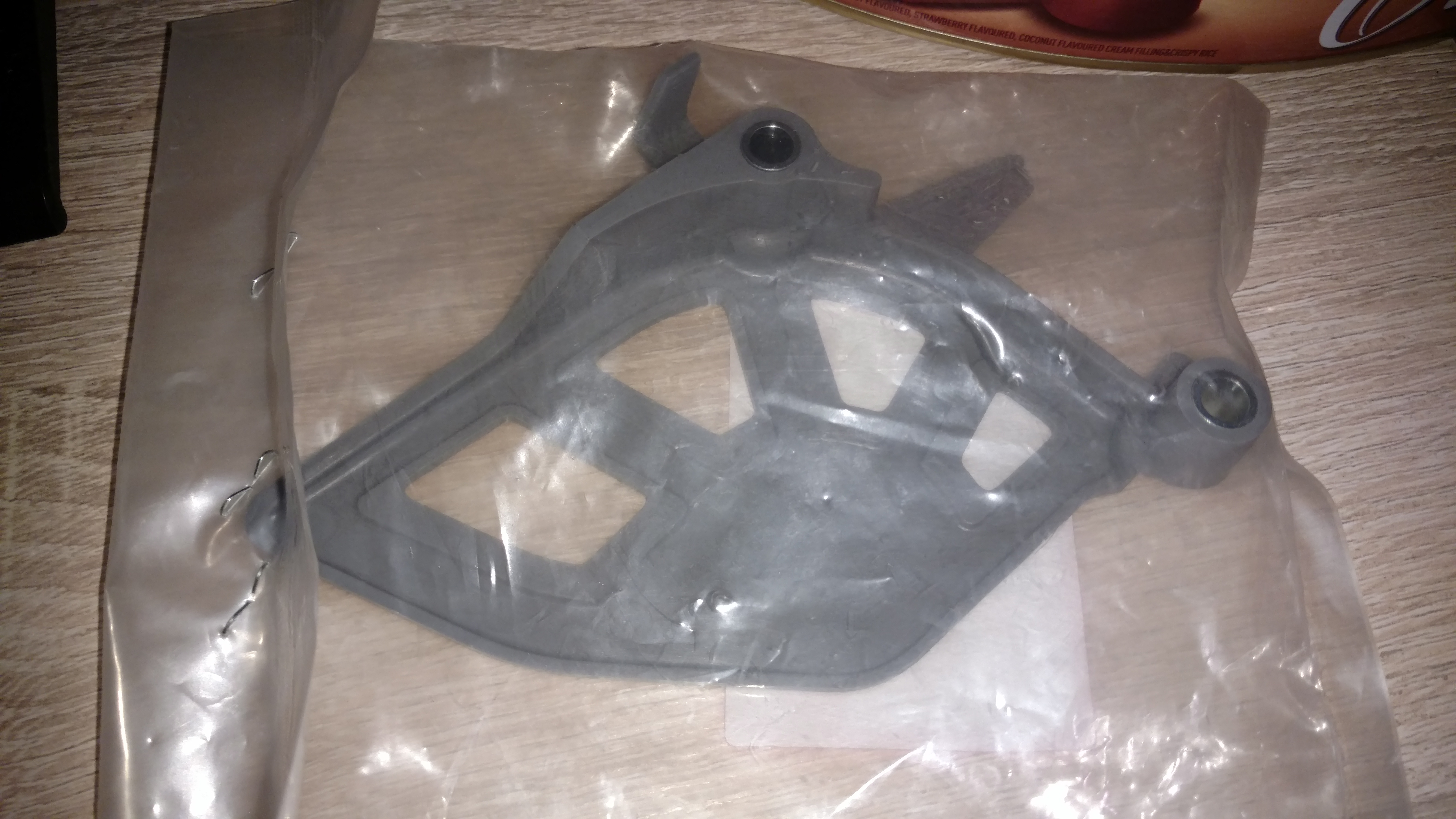 Kryt reťazového kolieska Kawasaki 250KXF 12-16 COVER-CHAIN ​​KX250YCF, Kawasaki Originál diel