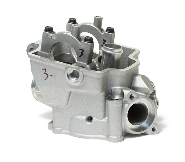 Hlava motora KAWASAKI KXF 250 04-05 / SUZUKI RMZ 04-05