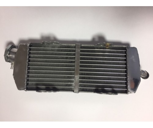 Chladič pravý BETA RR 4T 2011-2018 zap technix