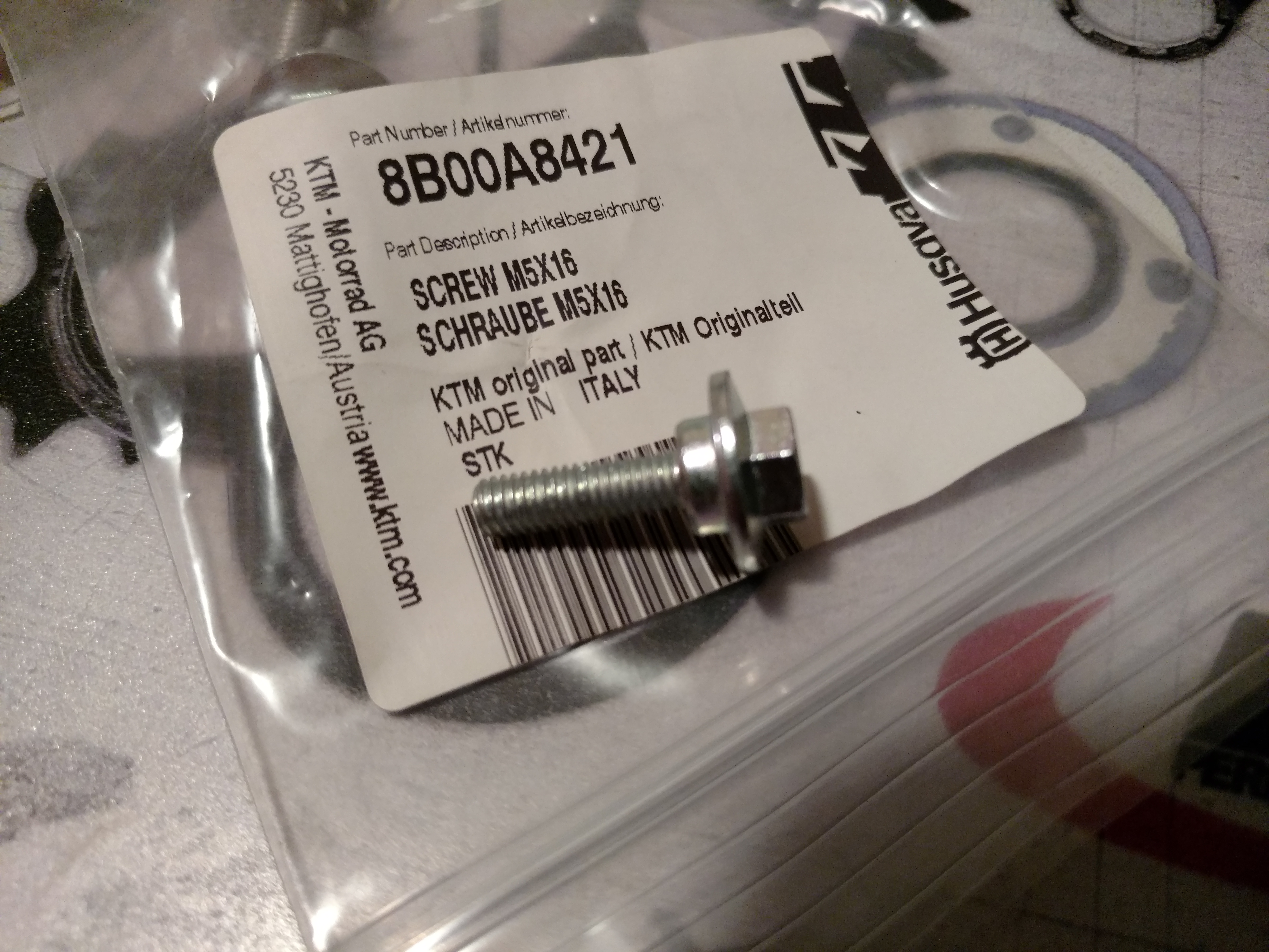 Srutka plastov HUSQVARNA SCREW M5X16 originál diel