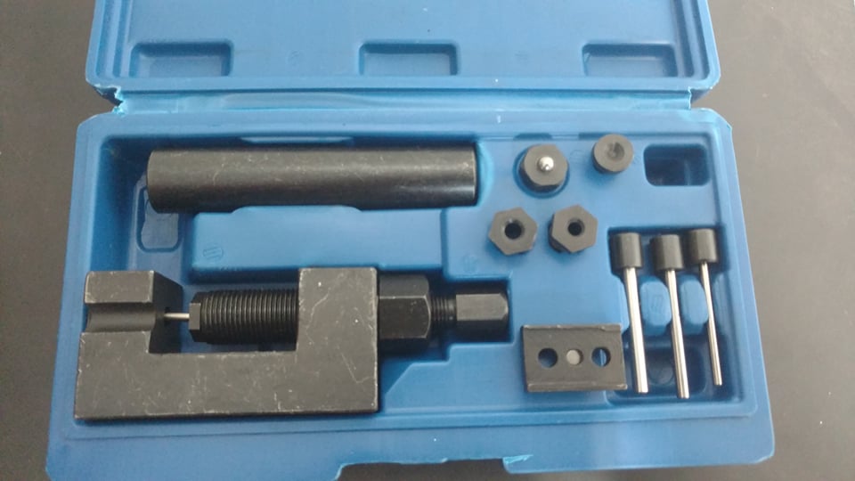 Rozpínák / nitovač rozvodových a bežných reťazí všetkých veľkostí (Profi kufrík) MXPARTS