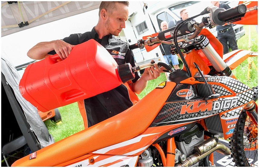 Tankovačka POLISPORT PROOCTANE 20L