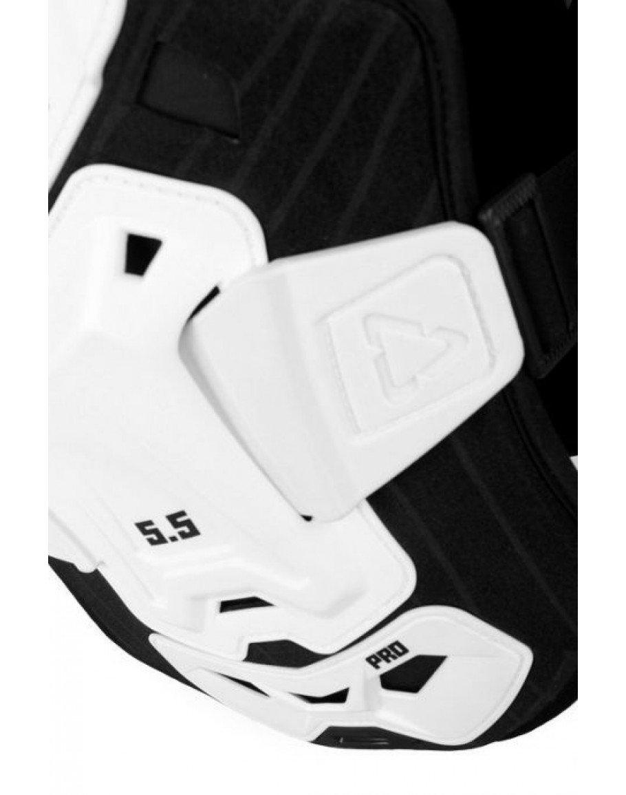 Chránič hrude Leatt 5,5 Pro white