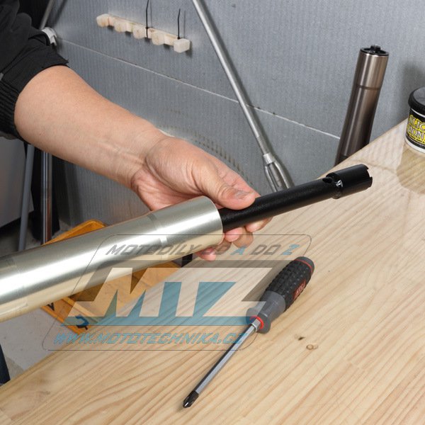 Kľúč pre montáž cartridge prednej vidlice (nástrčkový kľúč 34mm / vnútorný šesťhranný kľúč 30mm)