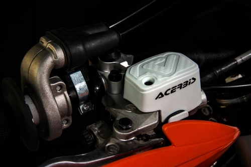 PUMP COVER BREMBO od 2014 - RÔZNE FARBY